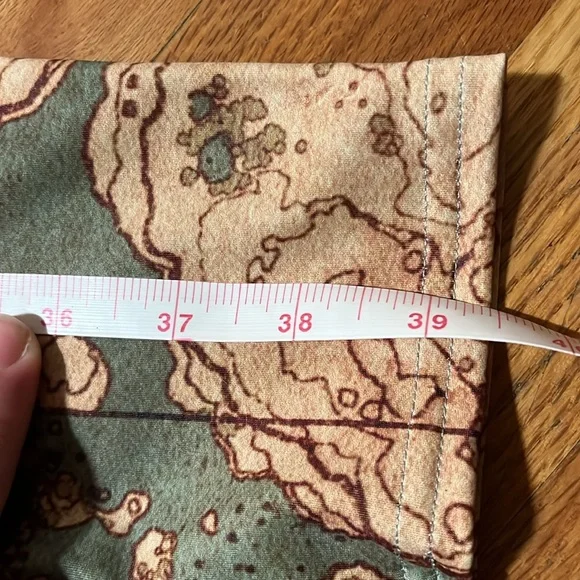 Blackmilk Legend of Zelda leggings NWT, size XXL - Picture 4 of 4